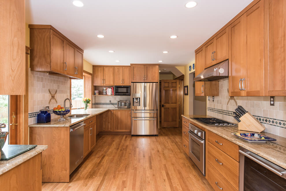 All wooden kitchen cabinet design