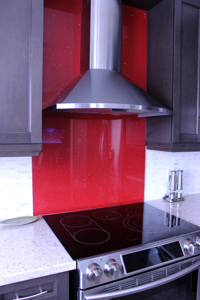 Glossy red kitchen accent wall