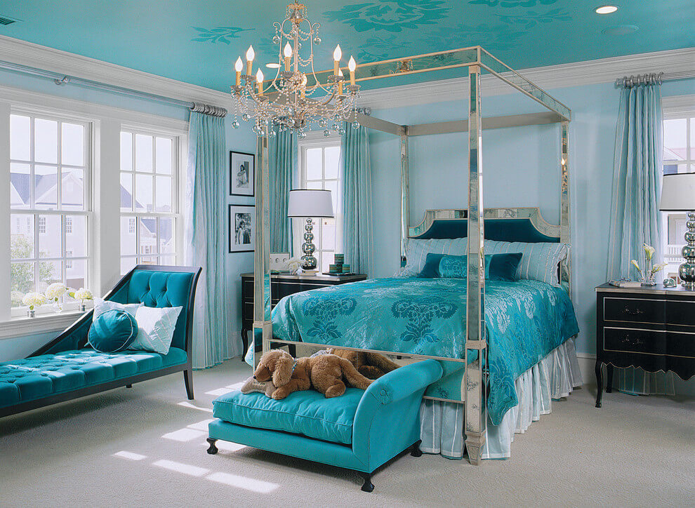 Glamorous decor turquoise bedroom