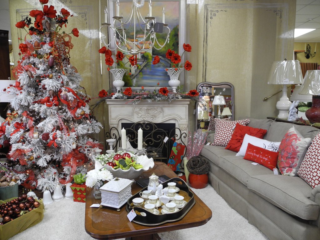 Christmas living room red gray decor