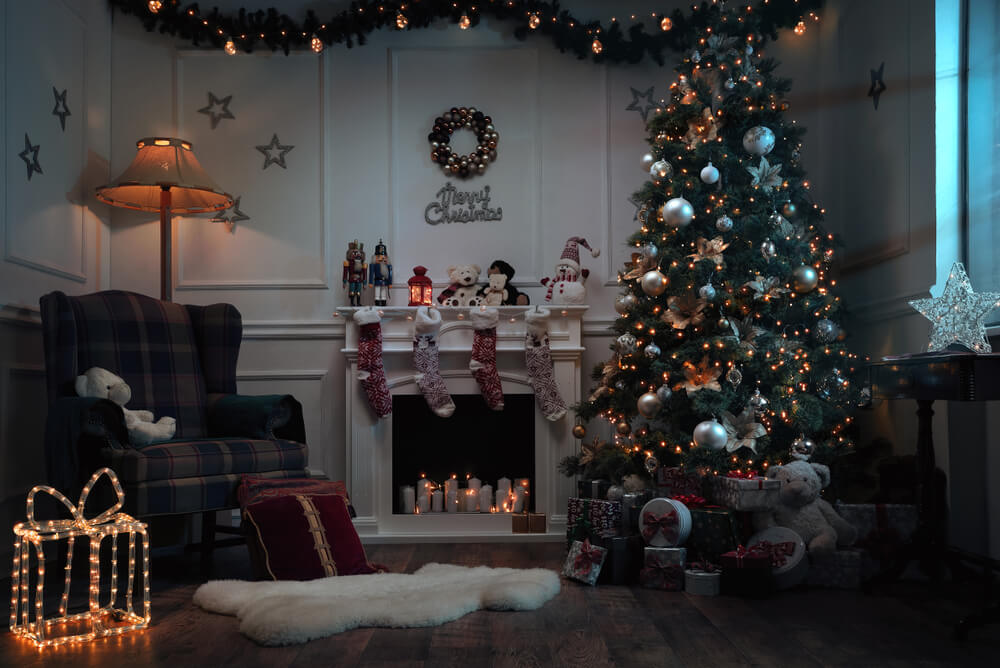 Living room Christmas lighting decoration