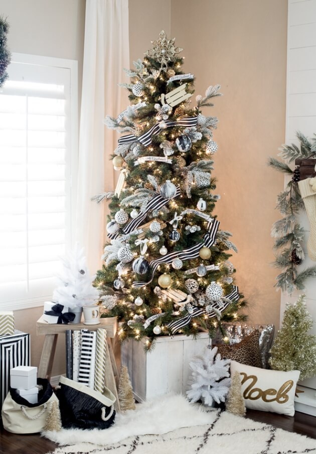 Black and white Christmas tree