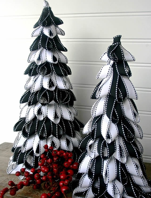 Christmas ribbon Mini-tree