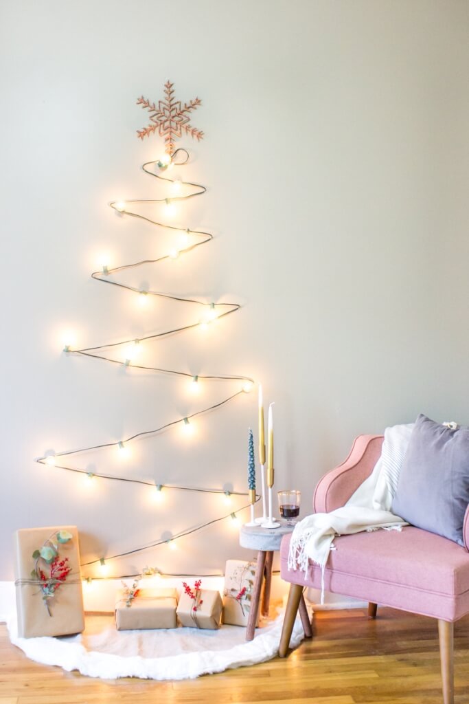 DIY minimalist Christmas tree