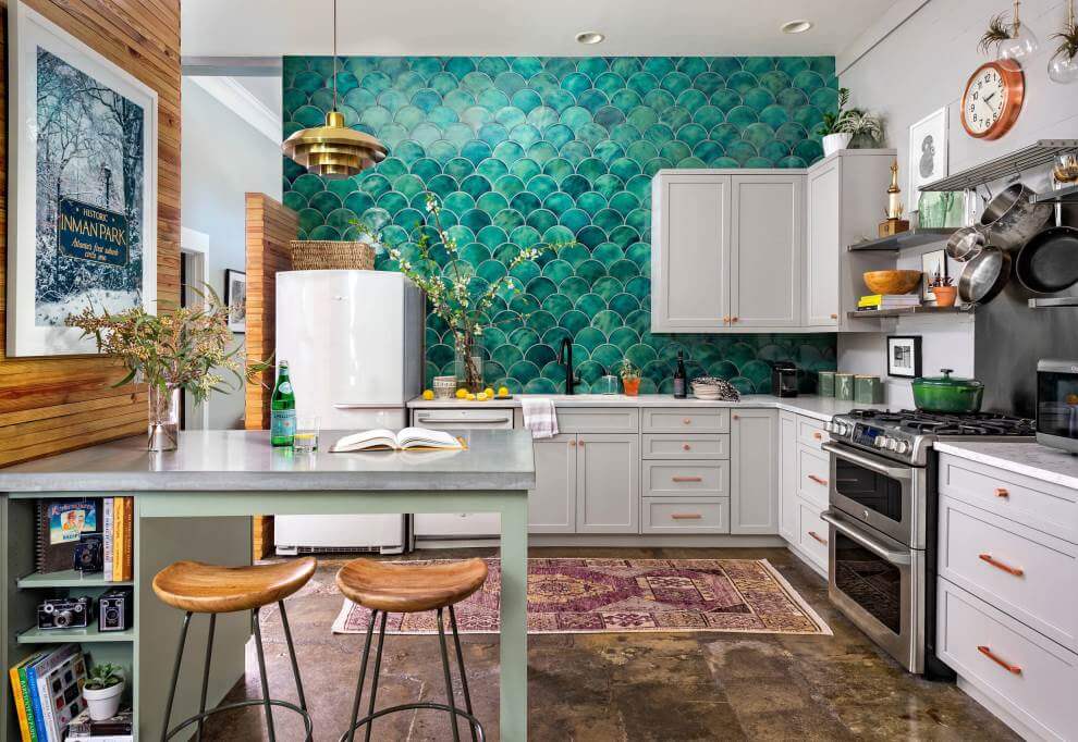 Blue-green fish scale wall tiles