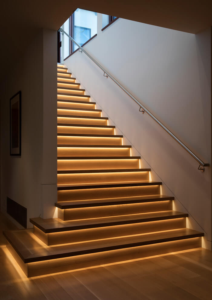 Classic golden light for a stylish staircase