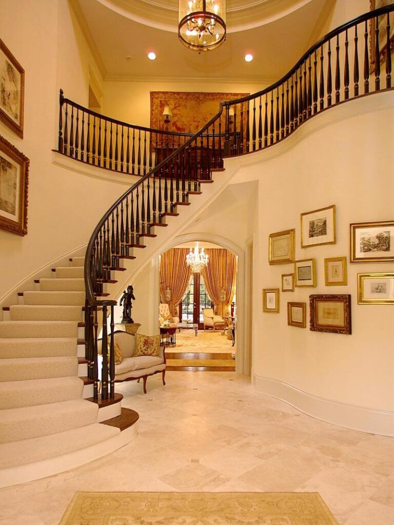 Simple stairs for luxury homes
