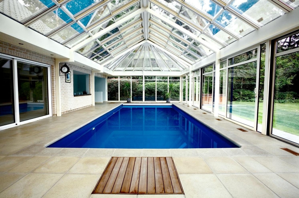 Pool with glass door and ceiling