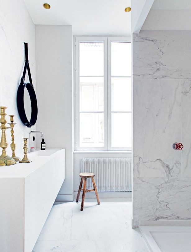 Simple design of marble bathroom