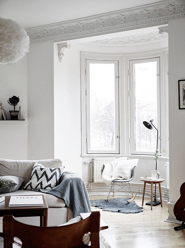 Old charming apartment with Scandinavian style