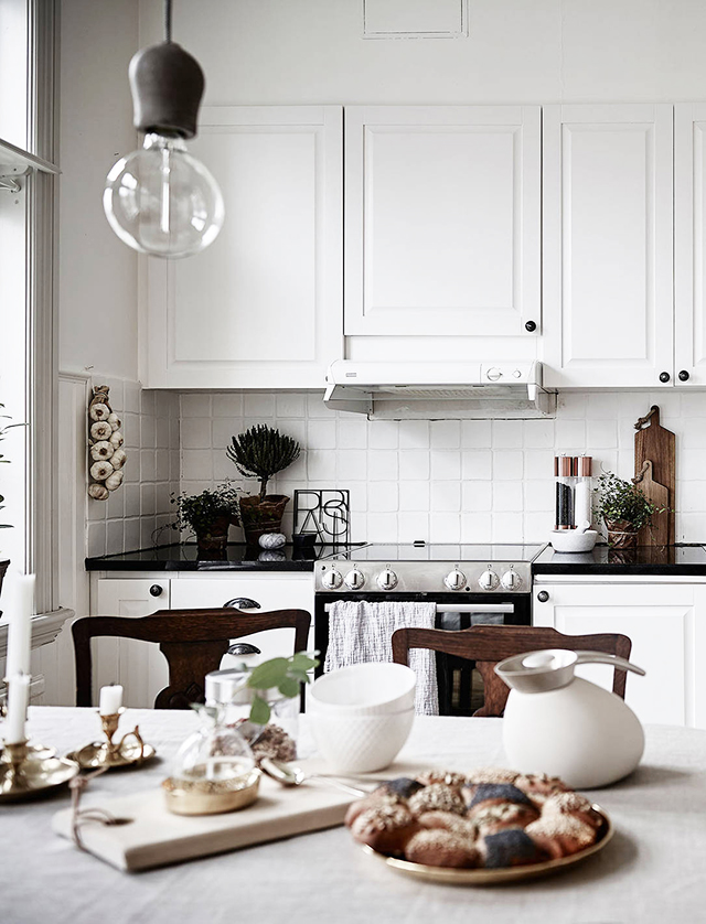 Scandinavian Style Decor small kitchen