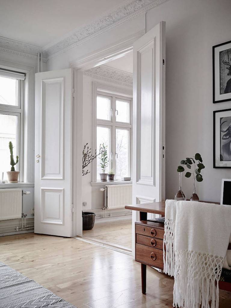 modern Nordic style mix of black and white decor