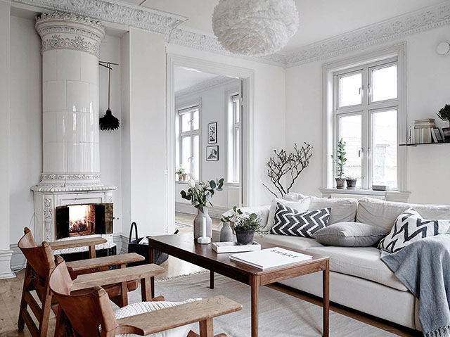 Old charming apartment in Scandinavian style living room