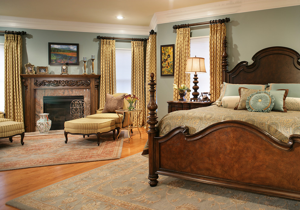 Traditional bedroom with luxury furniture in gray walls