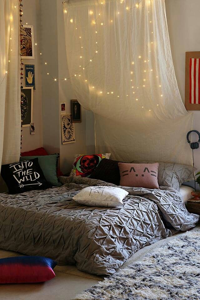 Bohemian bedroom shades and fairy lights