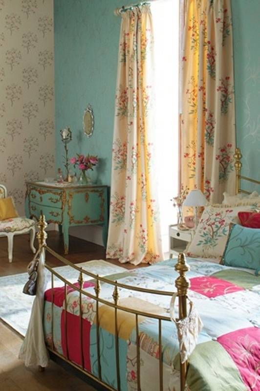 Colorful bedroom coverings with patched bedrooms