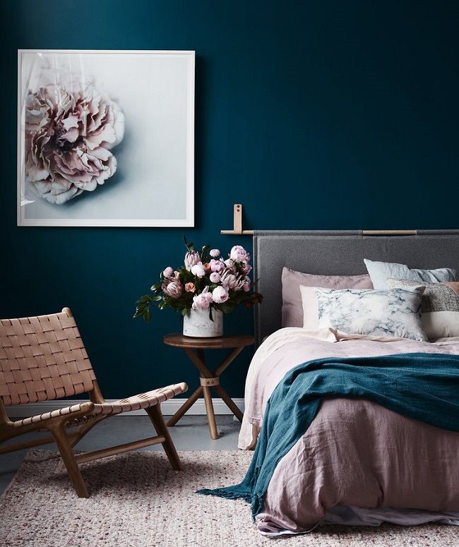 Bold color ideas for bedrooms