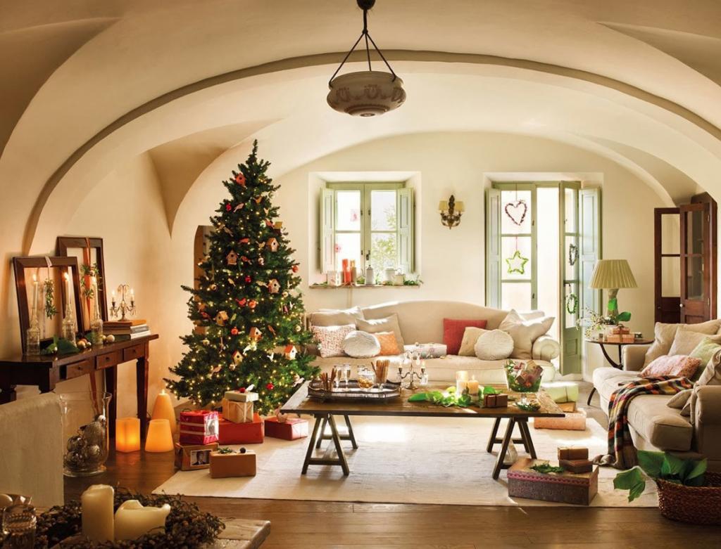 Decorate the living room for Christmas