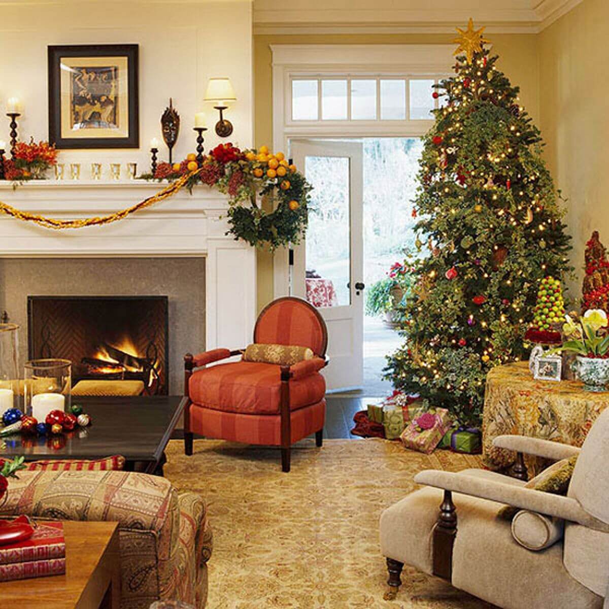 Decorate the living room for Christmas
