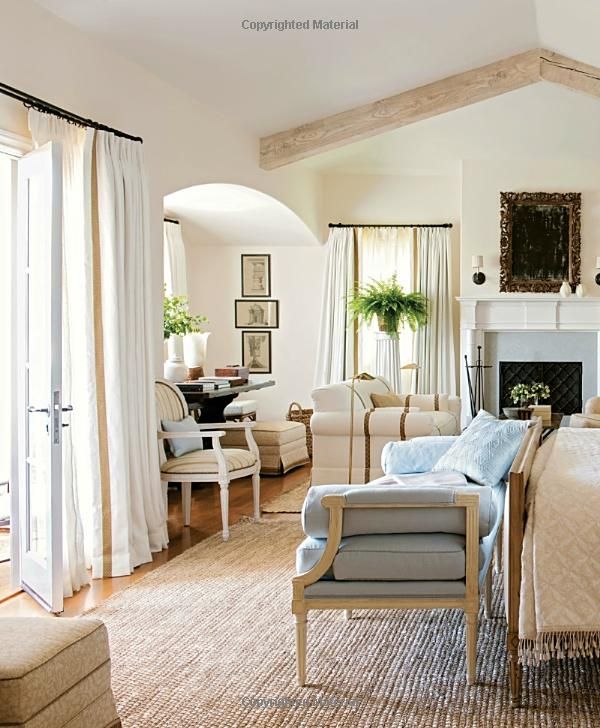 Beautiful: All-American Decorating and Timeless Style: Mark D .