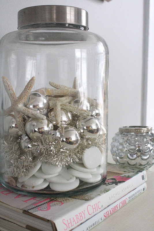 Beach House Style Ideas - Decorating for the Holidays | Cottage .