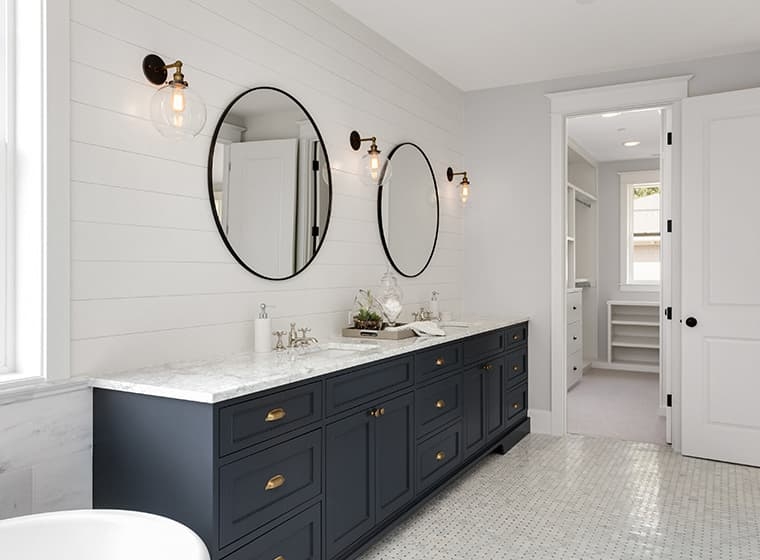10 Beautiful Bathroom Paint Colors for Your Next Renovation | WOW .