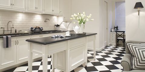 Black and White Kitchen Design