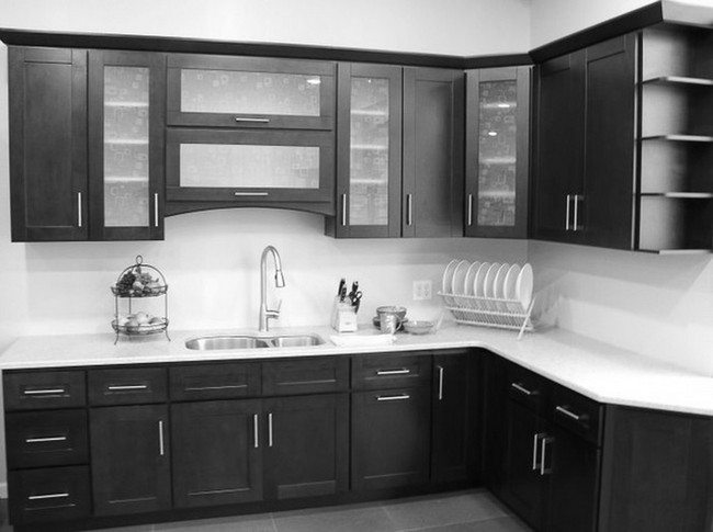 Ways to Achieve the Perfect Black and White Kitchen - Decor Around .