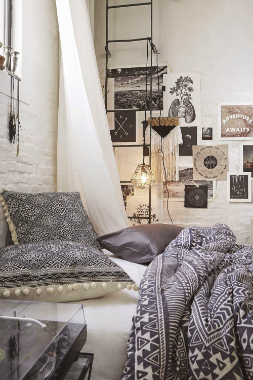 31 Bohemian Bedroom Decor | Boho room ideas | Decohol