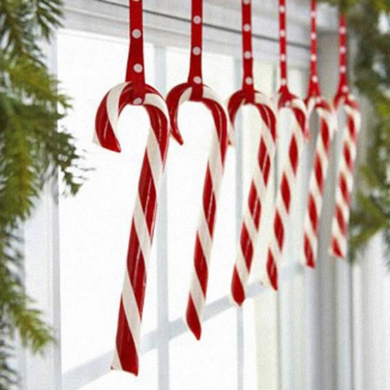 25 Fun Candy Cane Christmas Décor Ideas For Your Home - DigsDi