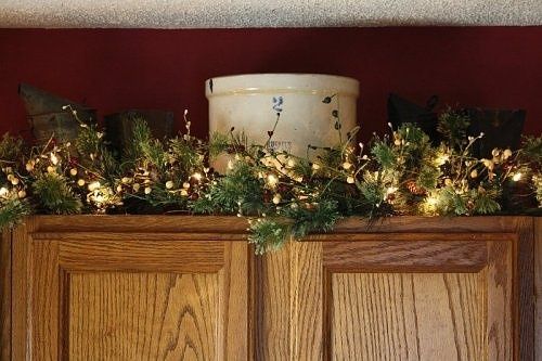 decorating above kitchen cabinets | ... CHRISTmas / Winter .