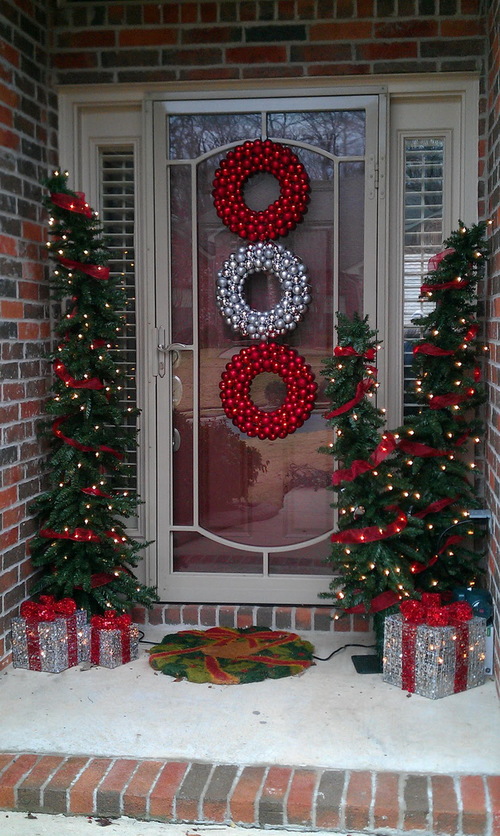 21 Christmas Porch Decoration Ideas - Best of DIY Ide
