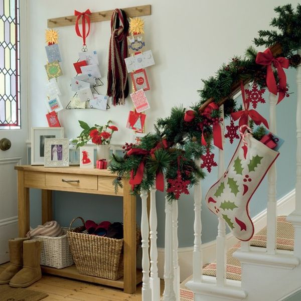 Decorate The Stairs For Christmas – 30 Beautiful Ide