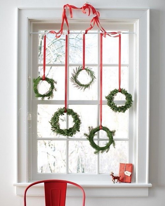 Elegant Christmas Window Décor Ideas | family holiday.net/guide to .