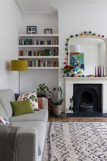 Pin by Kasia Williams on Small spaces | Victorian living room .