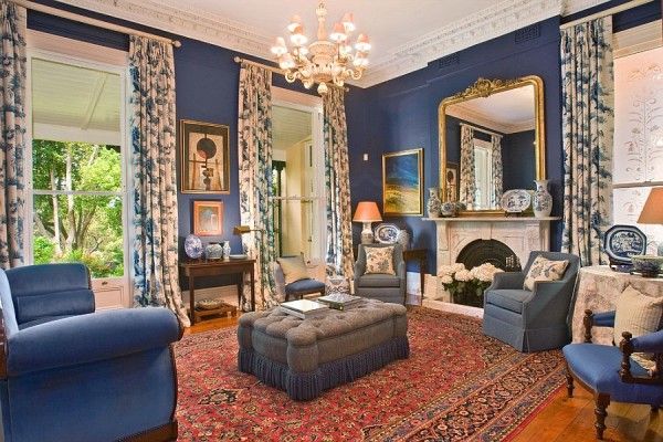 Classic Victorian living room in blue and gold | Blue, gold living .