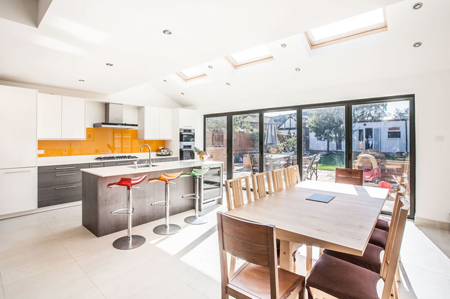 Single-storey Kitchen Extension in Twickenham by L&E (Lofts and .