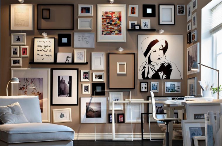 Corner Memorable with Picture Wall