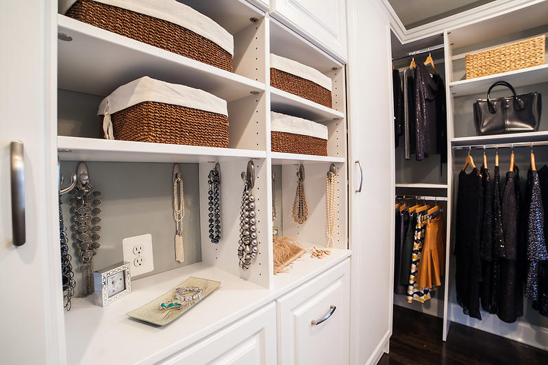 Small Walk In Closet Layout Ideas That Will Change Your Wardrobe .