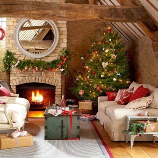 30 Stunning Ways to Decorate Your Living Room For Christmas - DIY .