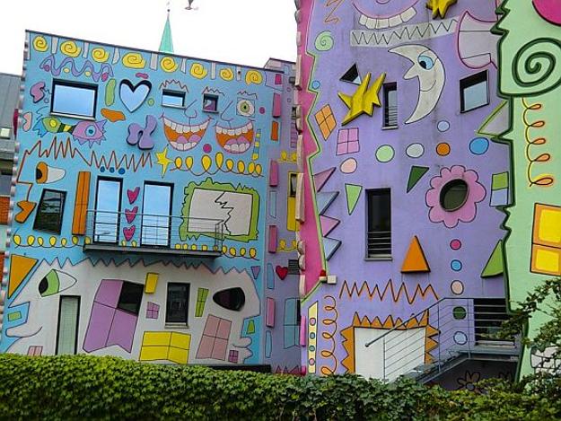 Happy Rizzi House Design with Colorful Wall Decorations in Pop Art .