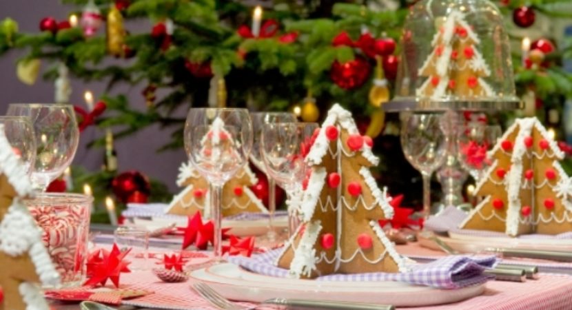 40 Elegant DIY Christmas Table Decorations and Settings Ideas .