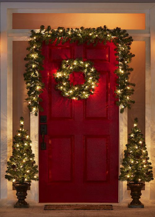 3 Sweet Holiday Decorating Ideas for Your Front Yard - Sea