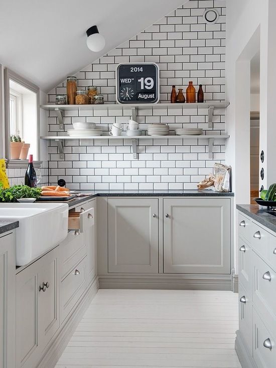 Houzz | Small Galley Kitchen Design Ideas & Remodel Pictures .