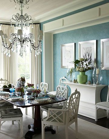 Blue dining room + green and white accents | Dining room blue .