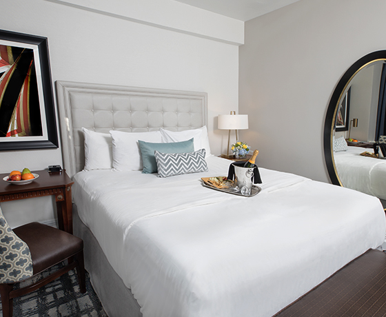 Hotel Rooms in Newport, Rhode Island | Hotel Viking Newpo