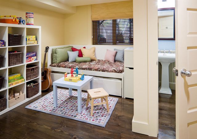 7 Tips to Combine a Playroom and Guest Room - Get the right window .