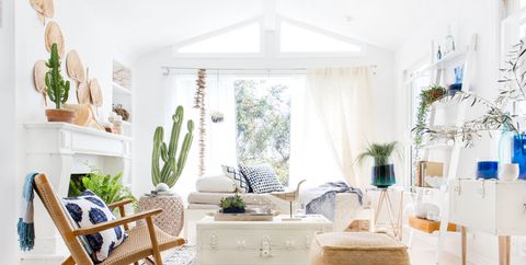 39 Best White Room Ideas for 2020 - Decorating with Whi