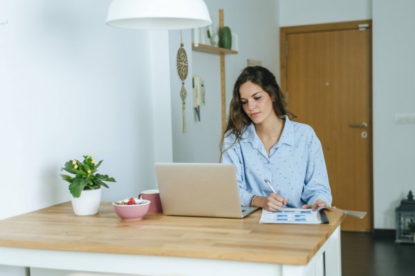 Home Office: 5 Tips for Healthy Working at Ho