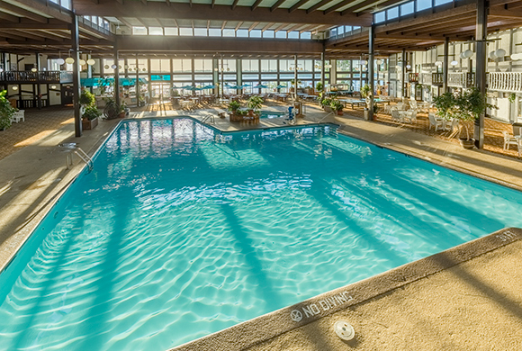 Indoor Swimming Pool Brainerd, MN | Cragun's Reso
